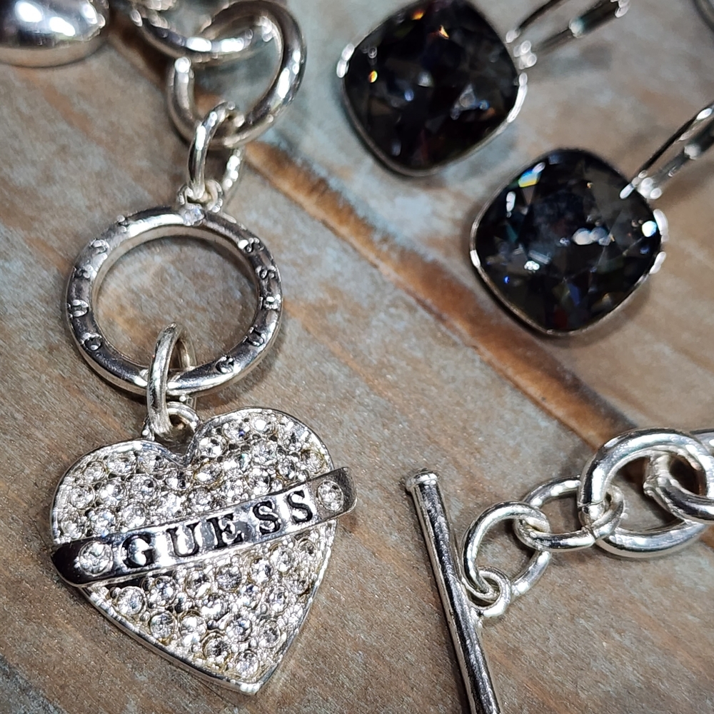 Jewelry lot guess heart bracelet rhinestones floral necklace. Pierced earrings - Picture 4 of 5